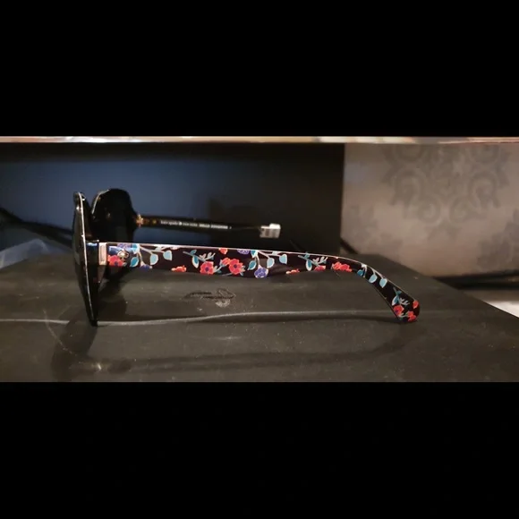 Brand Mew Kate Spade Karalyn Sunglasses - Picture 2 of 7